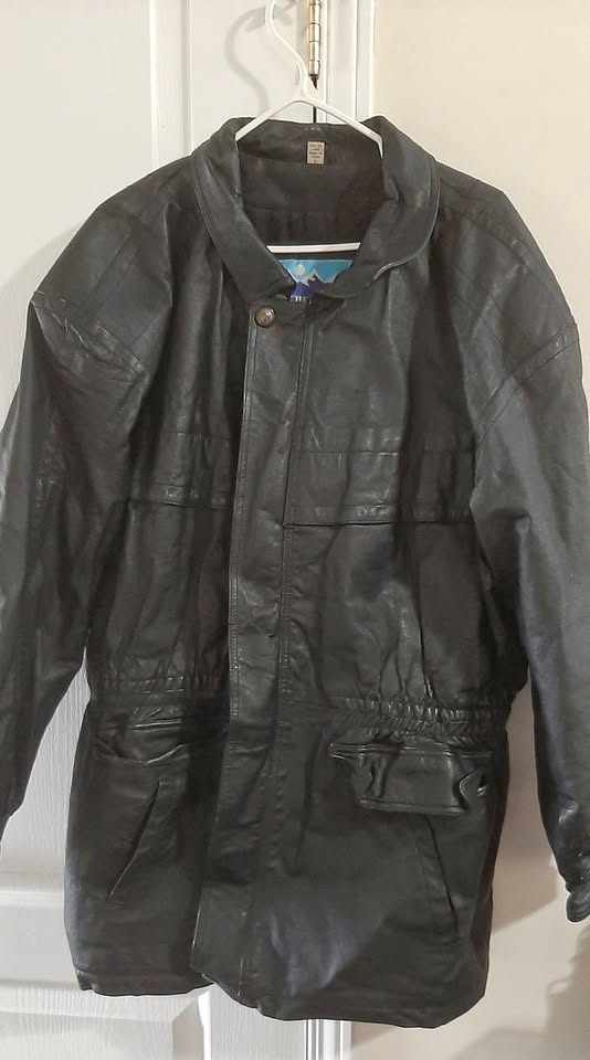 Used Leather Jacket🥕