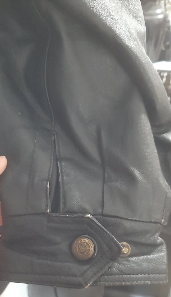 Used Leather Jacket🥕 - photo 4