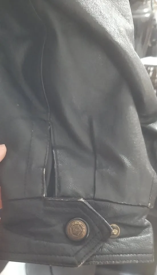 Used Leather Jacket🥕 image indicator(4)