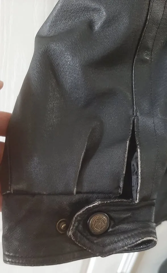 Used Leather Jacket🥕 image indicator(5)