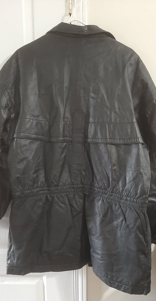 Used Leather Jacket🥕 - photo 2