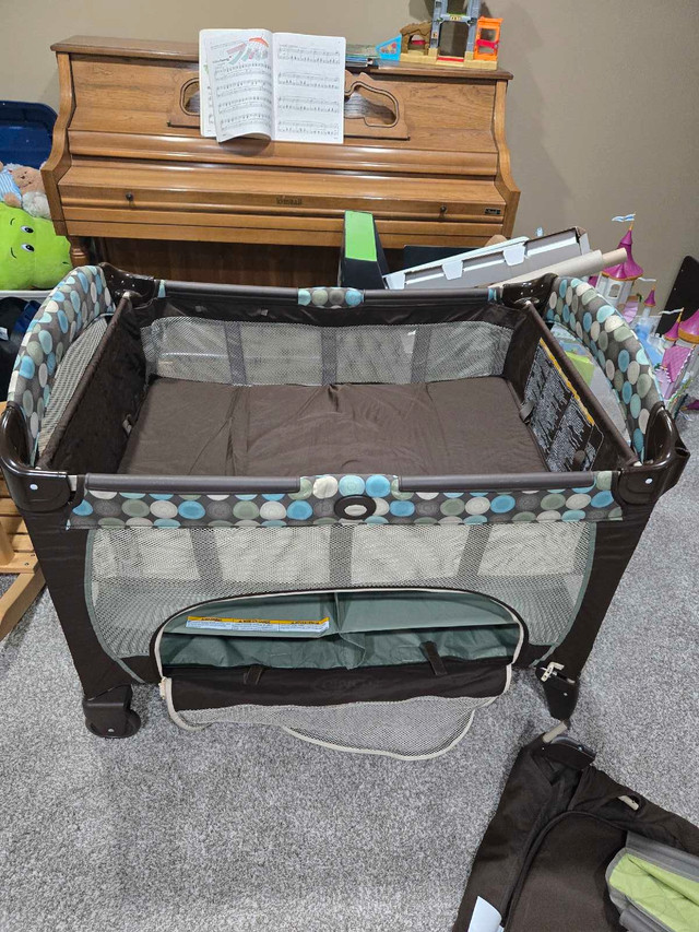 Pack and Play - photo 4