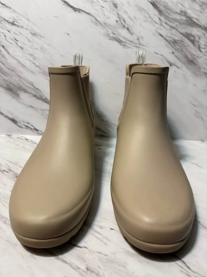 Hunter women’s refined slim fit Chelsea boot image indicator(4)