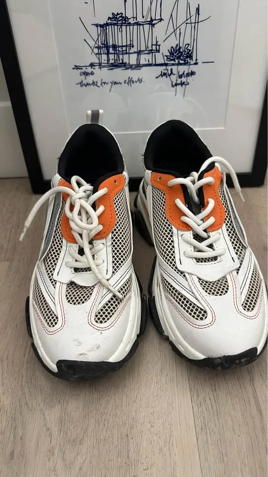 Steven Madden Sneakers White/Grey Size 8 image indicator(5)