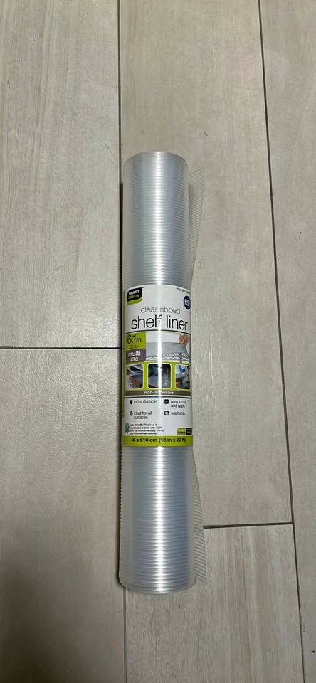 Non slip shelf liner