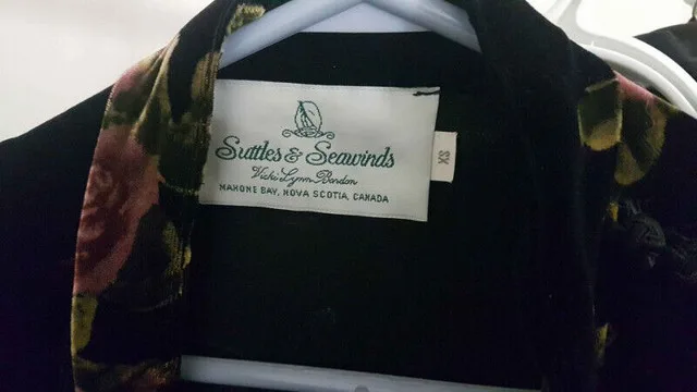 Women's Kimono style Designer Dress! Rare! image indicator(2)