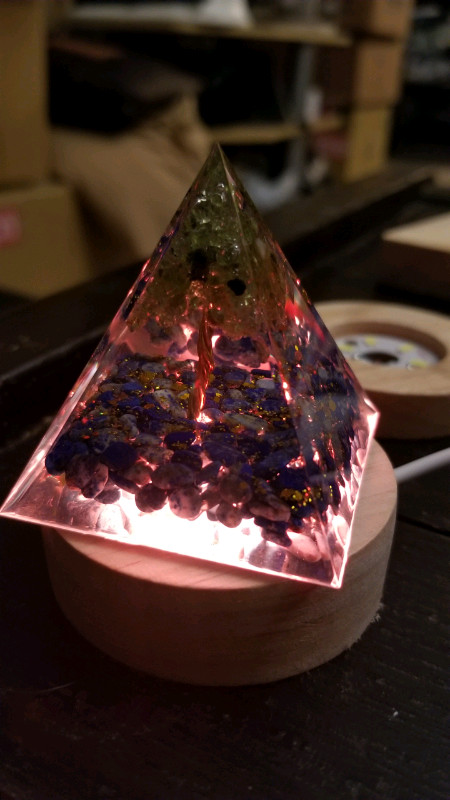 Artistic Acrylic Pyramid Display Art w/ Multicolour LED Light! - photo 2