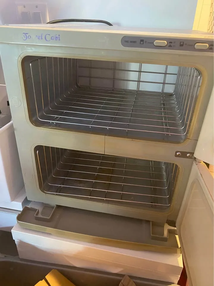 Two Compartment Towel Warmer image indicator(2)