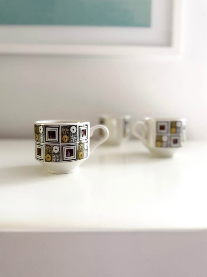 Vintage Kathie Winkle "Rushstone" Tea/Coffee Cups (Set of 3) - photo 5