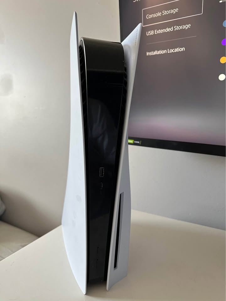 PlayStation 5 disc edition - photo 3