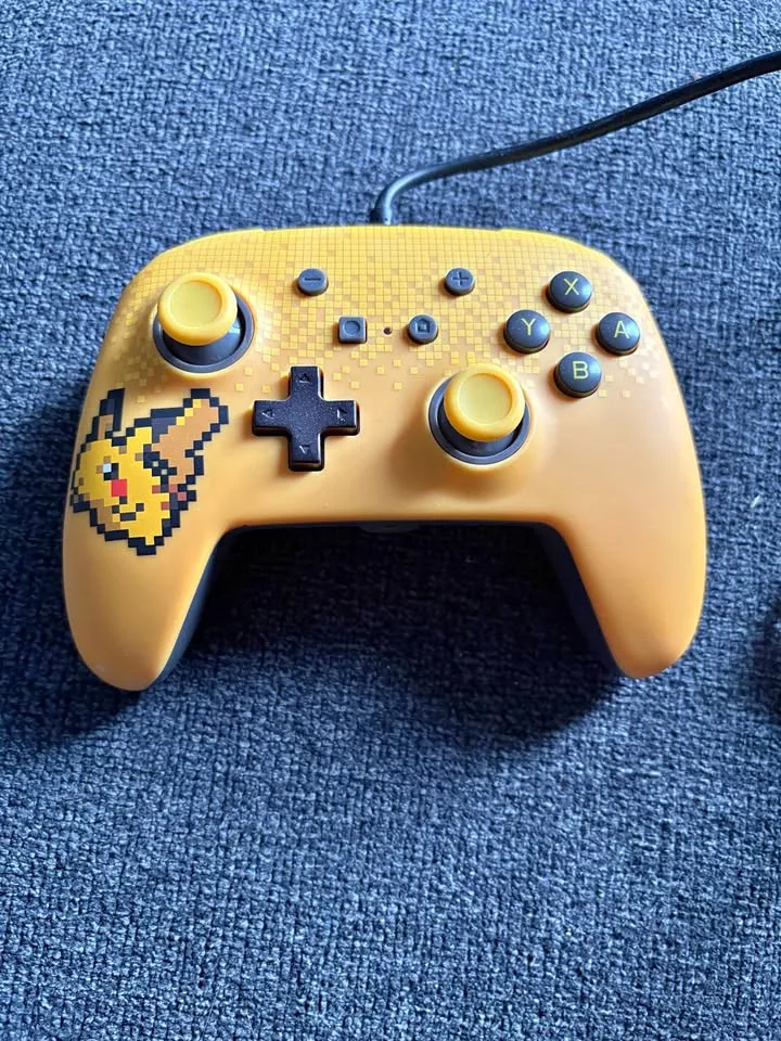 Pokeman Nintendo Switch Controller thumbnail