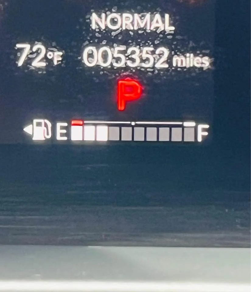 2024 Honda CR-V · EX-L w/Navigation Sport Utility 4D image indicator(9)