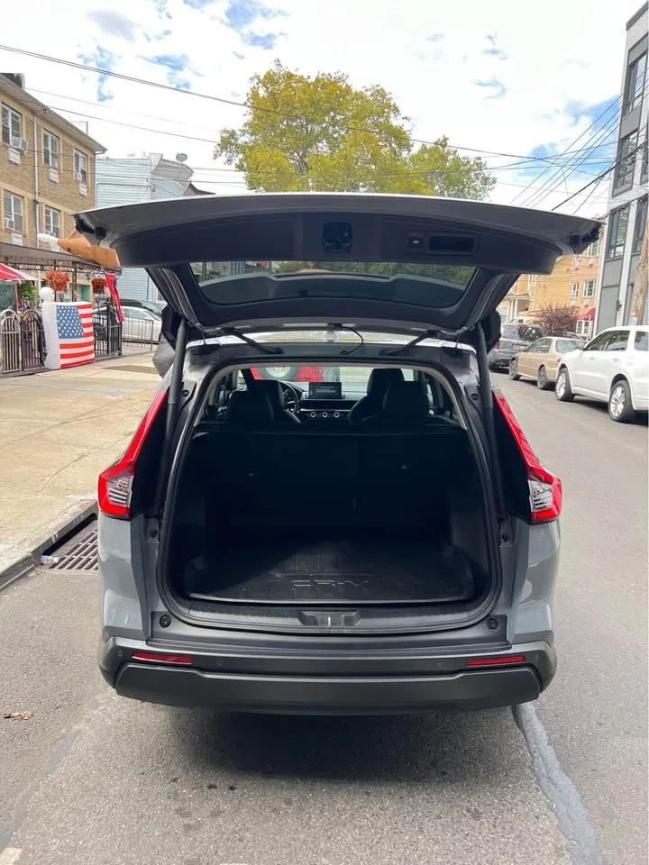 2024 Honda CR-V · EX-L w/Navigation Sport Utility 4D image indicator(10)