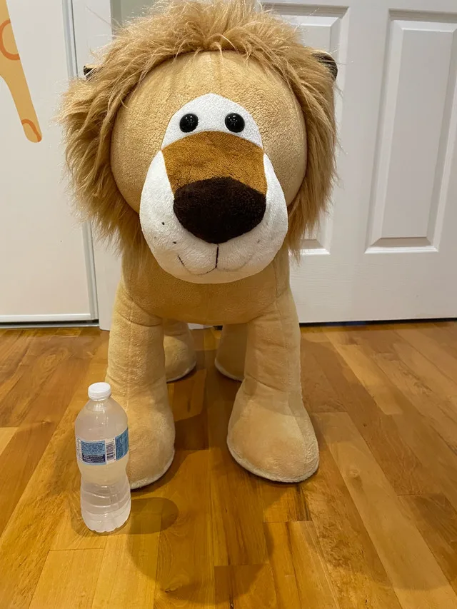 Lion and Giraffe Ride-on Toys image indicator(2)