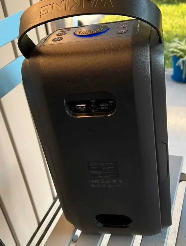 W-KING T9-2 180W Peak Bluetooth Speaker – Deep Bass Beast! image indicator(2)