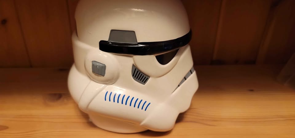 Star Wars Storm Trooper Helmet Piggy Bank - photo 3