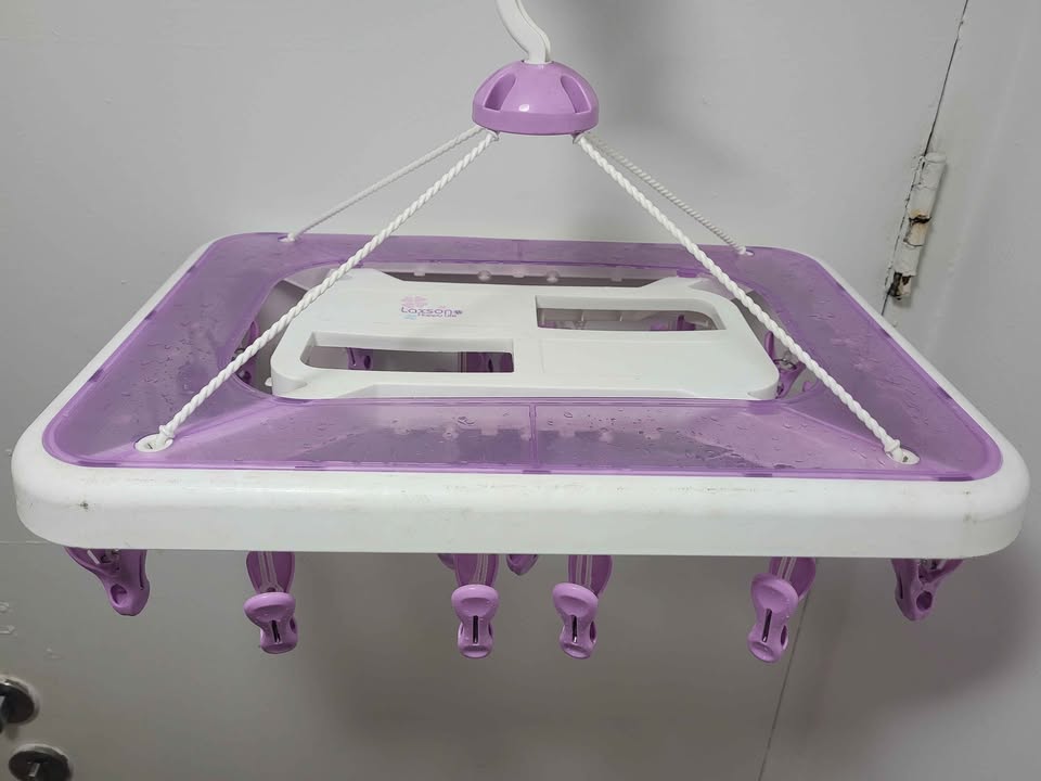 Laundry Hanger / Clothes Drying Multi-Hanger With 28 Clips - photo 5