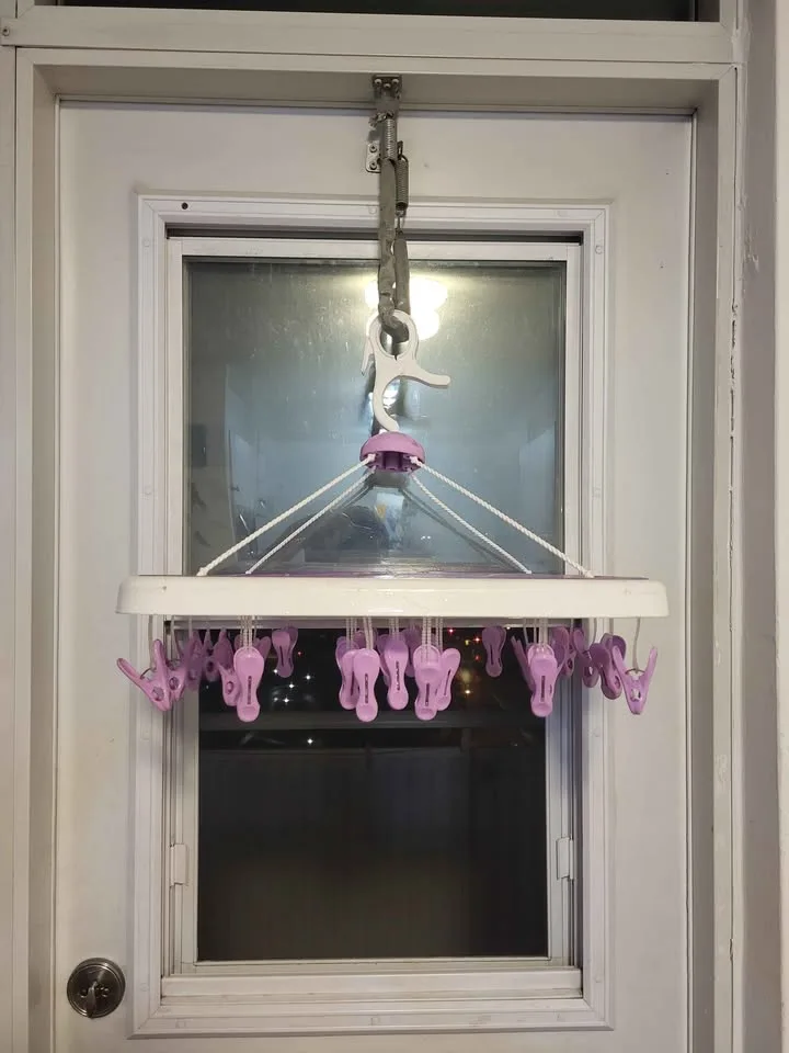 Laundry Hanger / Clothes Drying Multi-Hanger With 28 Clips image indicator(7)