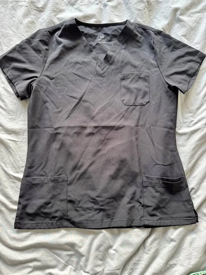 Black Scrubs thumbnail