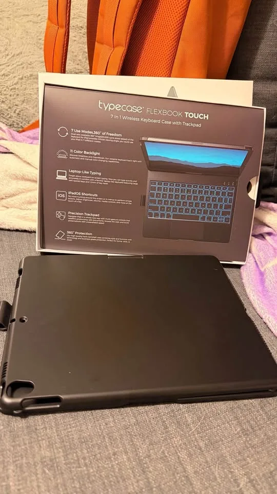 Typecase Flexbook Touch Keyboard Case for iPad 10.5" image indicator(4)