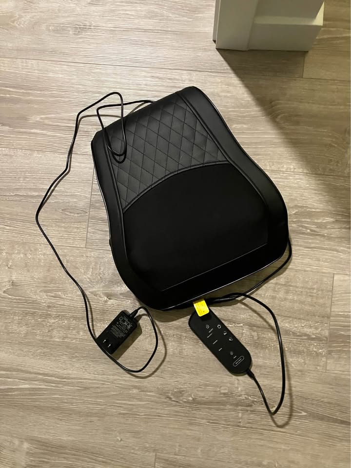 Neck and shoulder massager - photo 2