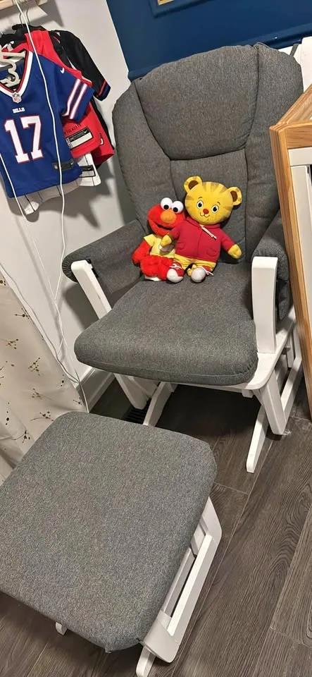 Dutailier Glider Recliner Chair and Ottoman