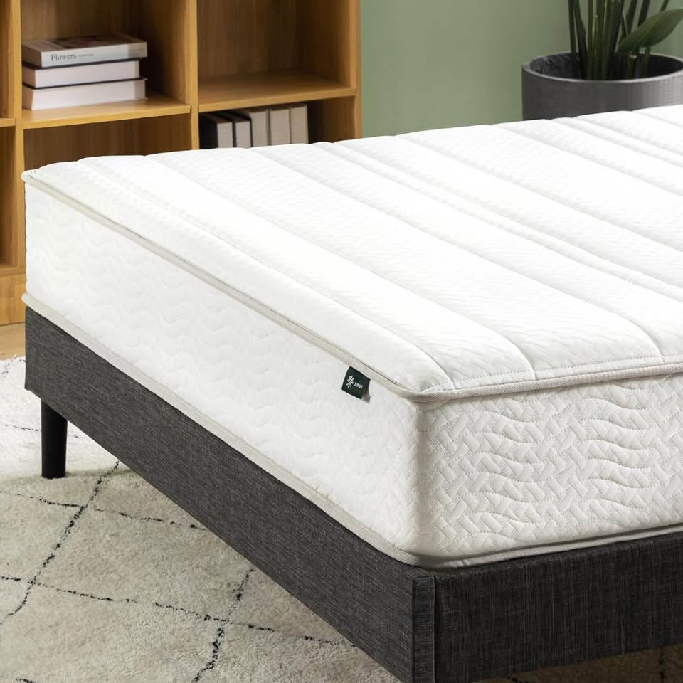 Full size mattress - photo 2