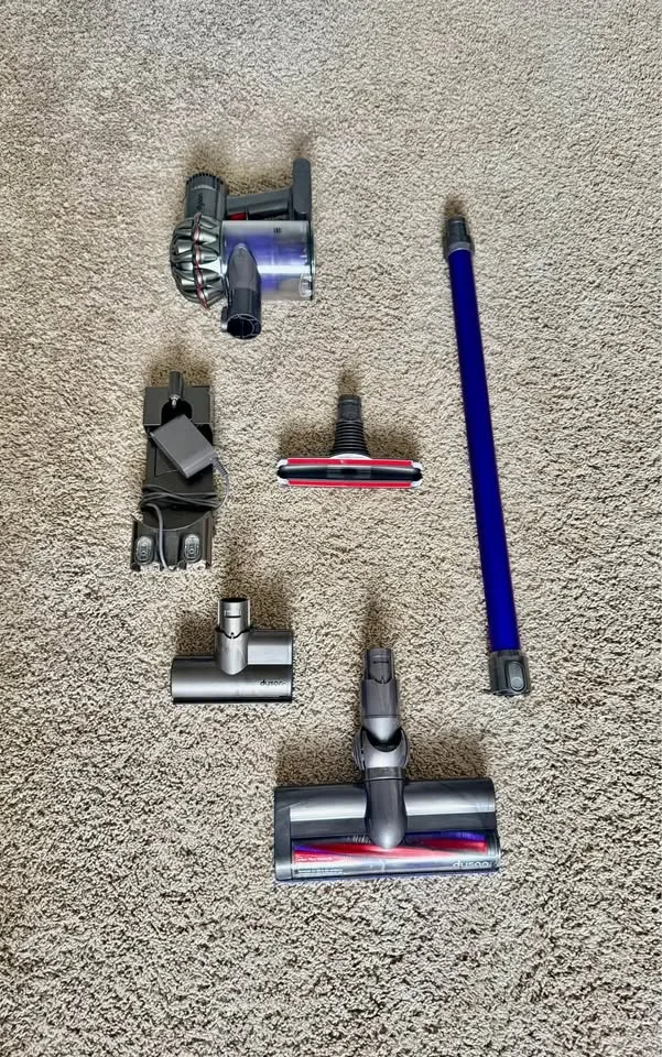 Dyson V6 Vacuum - Dyson Cordless Vacuum image indicator(3)