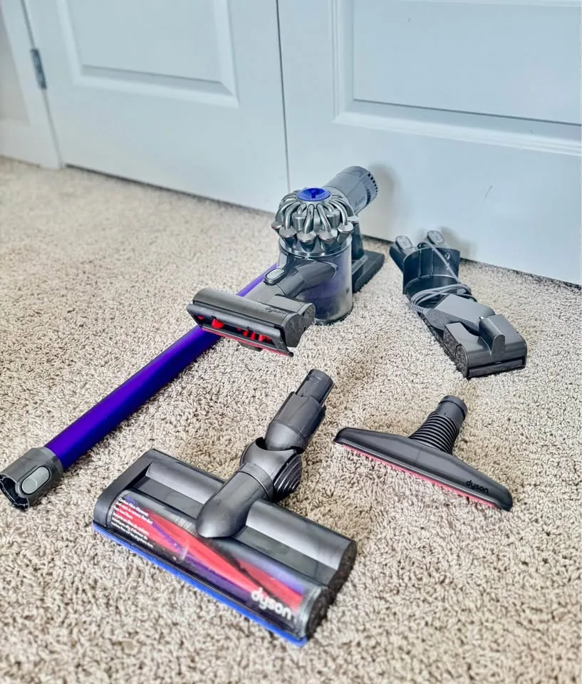 Dyson V6 Vacuum - Dyson Cordless Vacuum image indicator(4)