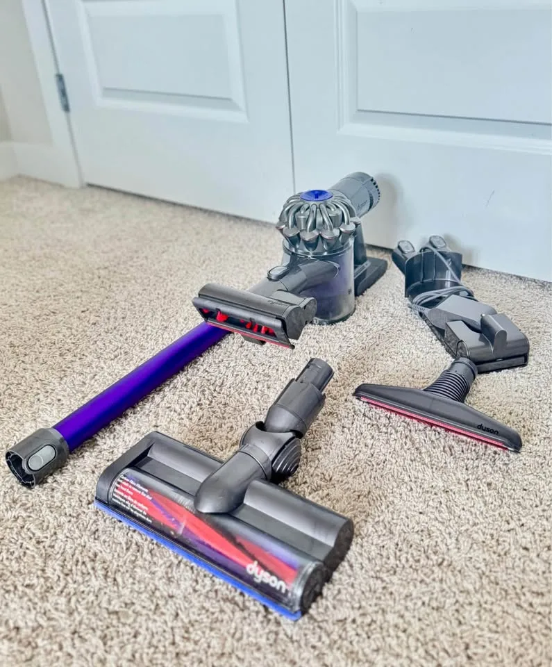 Dyson V6 Vacuum - Dyson Cordless Vacuum image indicator(7)