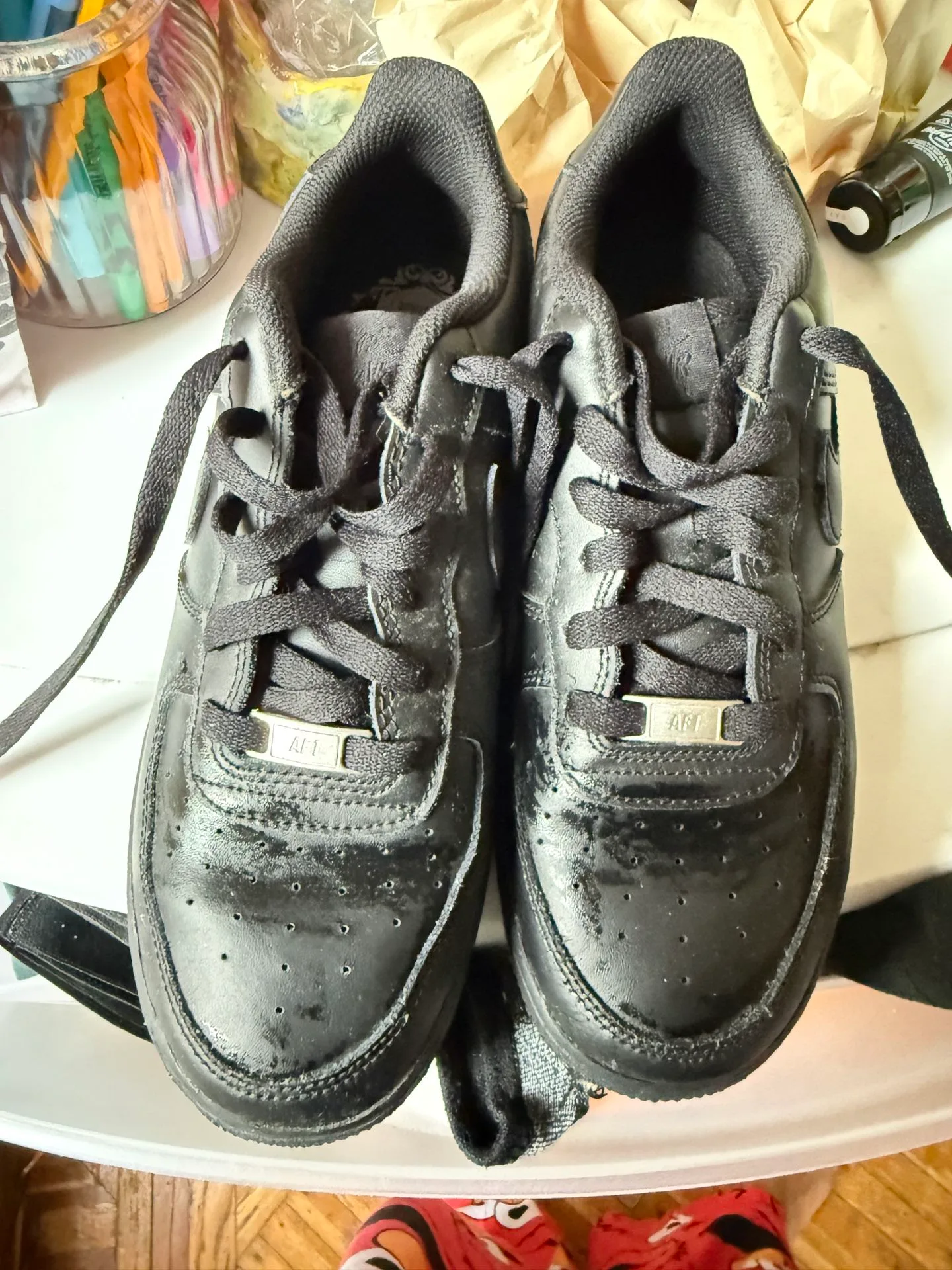 Nike Airforce 1's Youth thumbnail