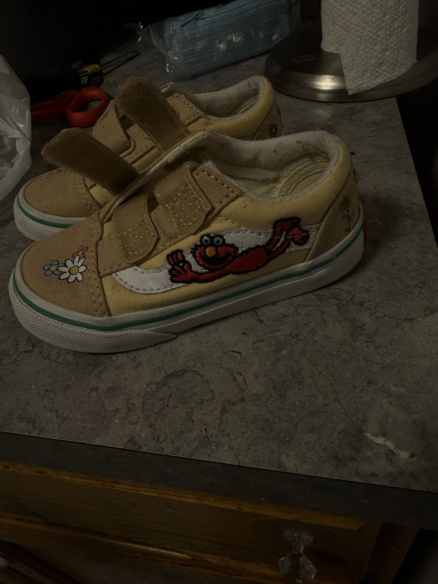 Elmo Vans - photo 3