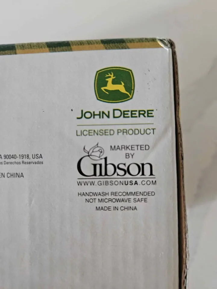 John Deere Farmhouse Salt and Pepper Shaker Set image indicator(10)