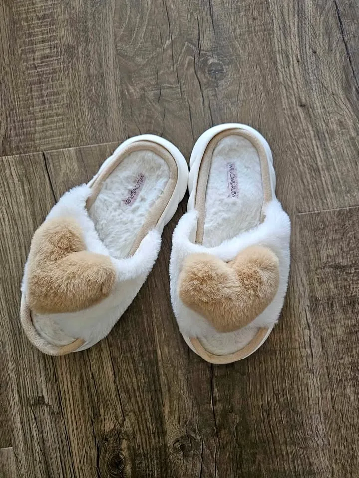 Willow & Ruby Fuzzy Heart Indoor/Outdoor Slippers thumbnail
