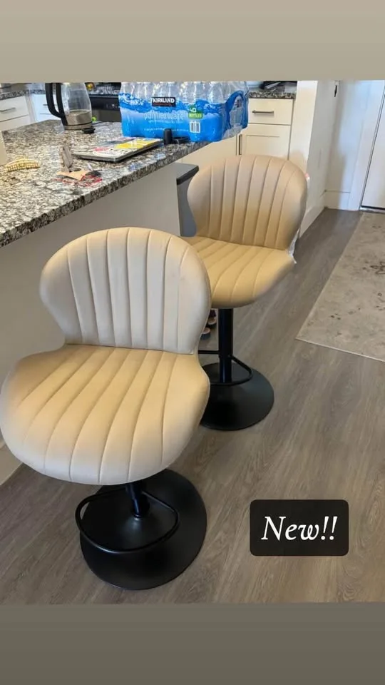 Bar stools (2) image indicator(2)