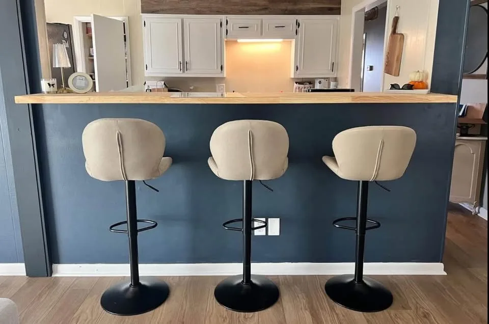 Bar stools (2) image indicator(3)