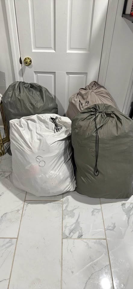 Bolsa de ropa mixta $50 each