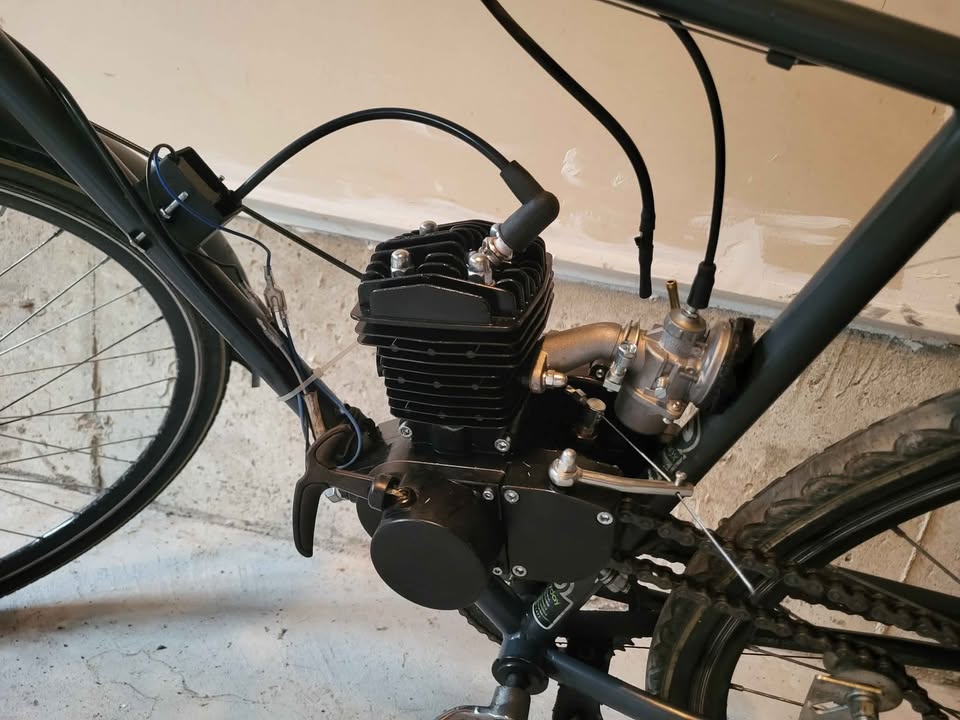 80cc 2 stroke gas bicycle 🚲 - photo 2