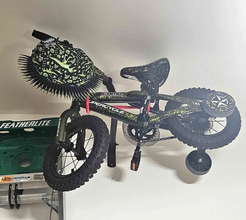Supercycle Camo Kids Bike, 12-in Wheel, Green thumbnail