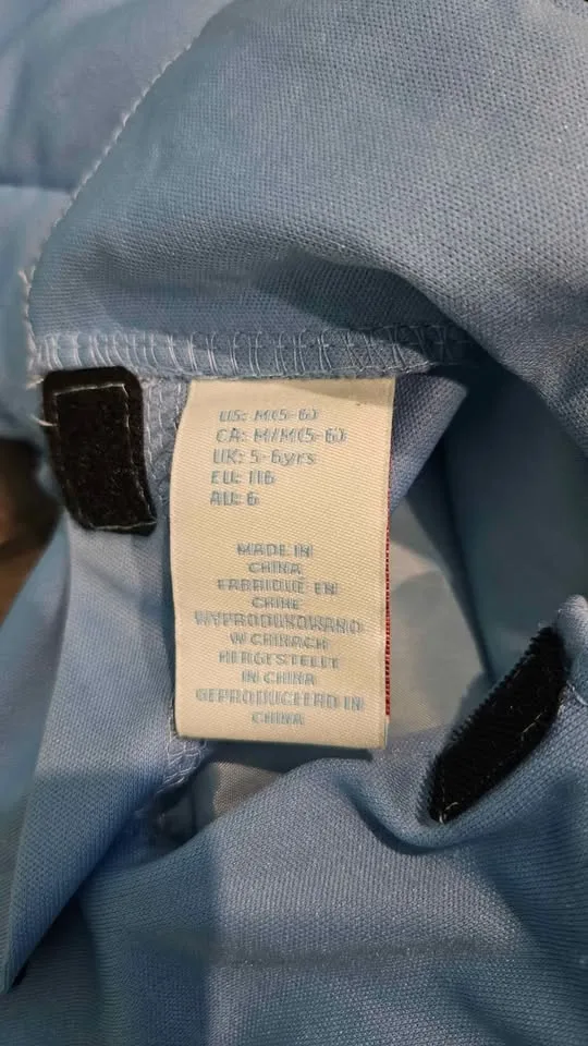 Policeman Halloween costume image indicator(2)