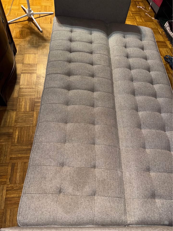 Sofa bed/convertible couch - photo 4