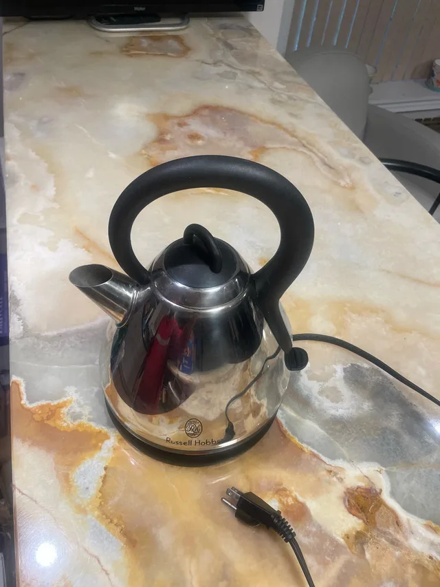 Russell Hobbs Kettle thumbnail