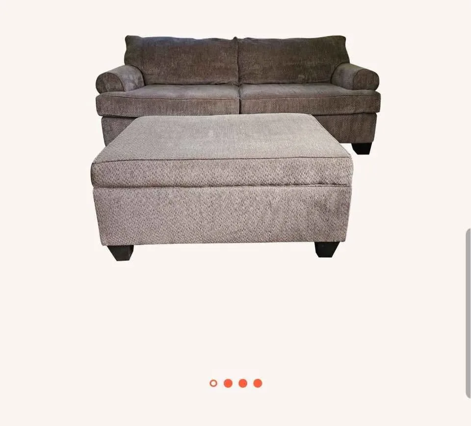 Sofa with matching storage ottoman image indicator(3)