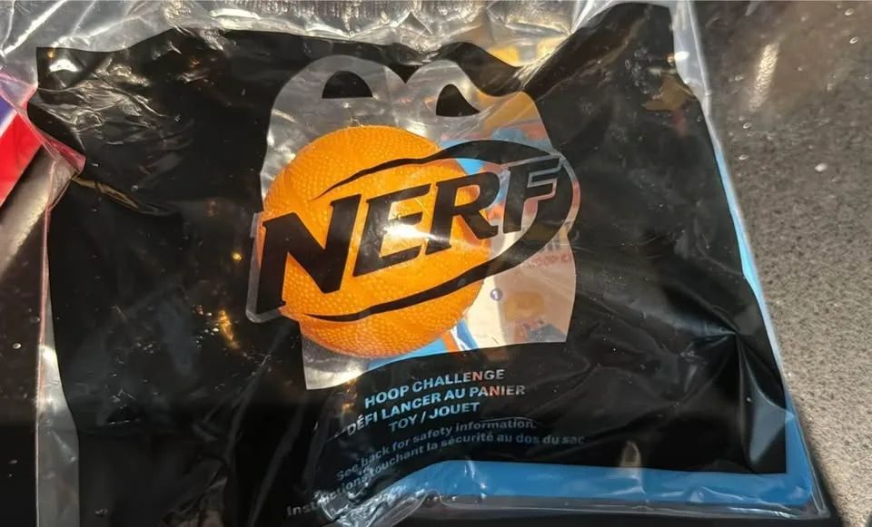 Many bags of Mcdonald’s books, games, toys assorted image indicator(3)