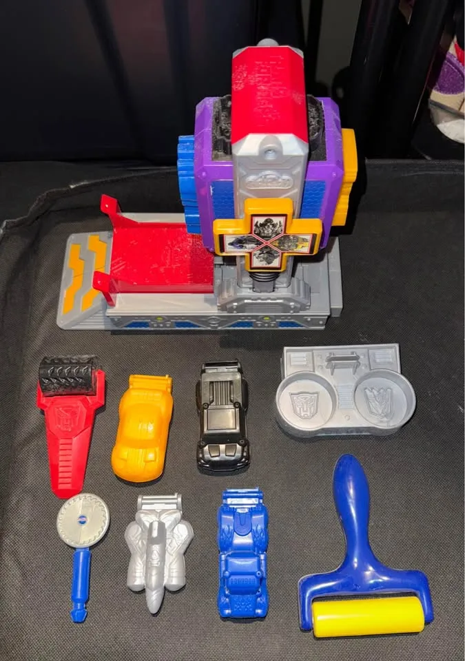 Transformers auto bot workshop Play-Doh image indicator(2)