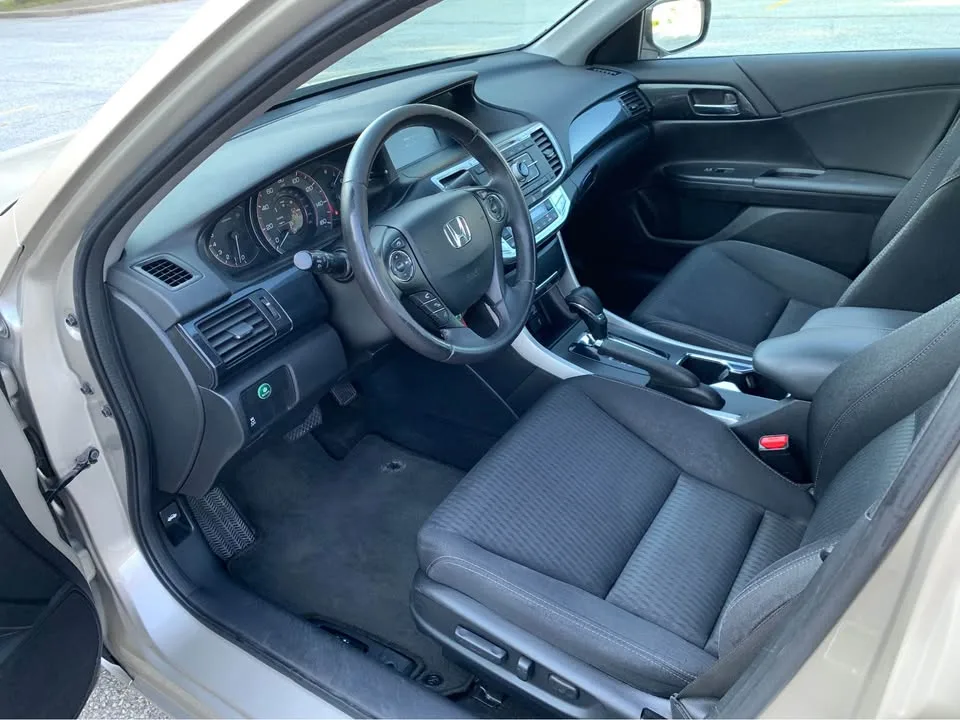 2014 Honda Accord · Sport Sedan 4D image indicator(7)