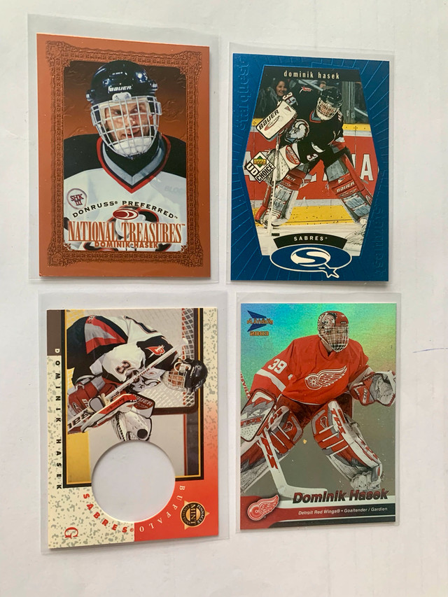 24 Dominik Hasek NHL Cards. 1 Autograph, 1 Rookie Card - photo 5
