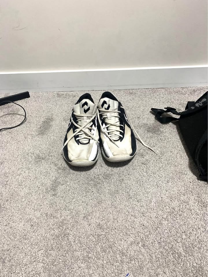 Nike Precision 6 black and white