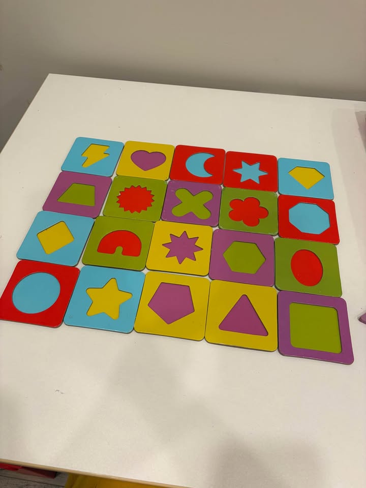 Shapes matching toy for kids - photo 2
