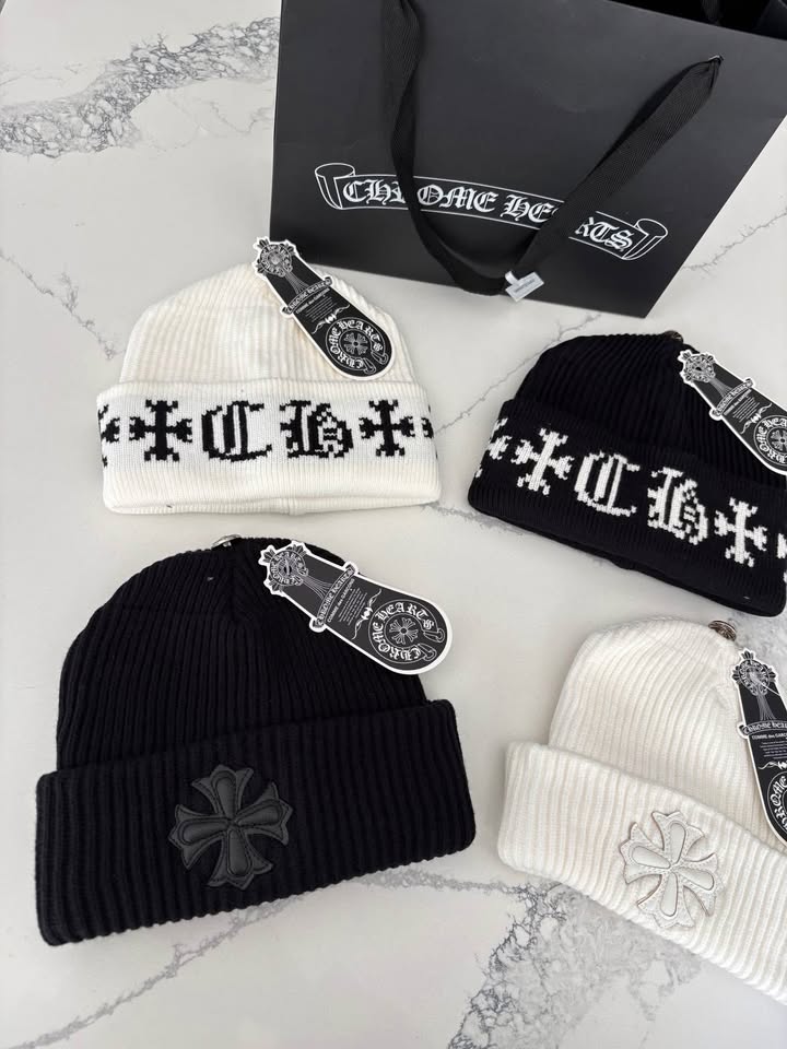 Chrome Hearts Beanies - photo 2